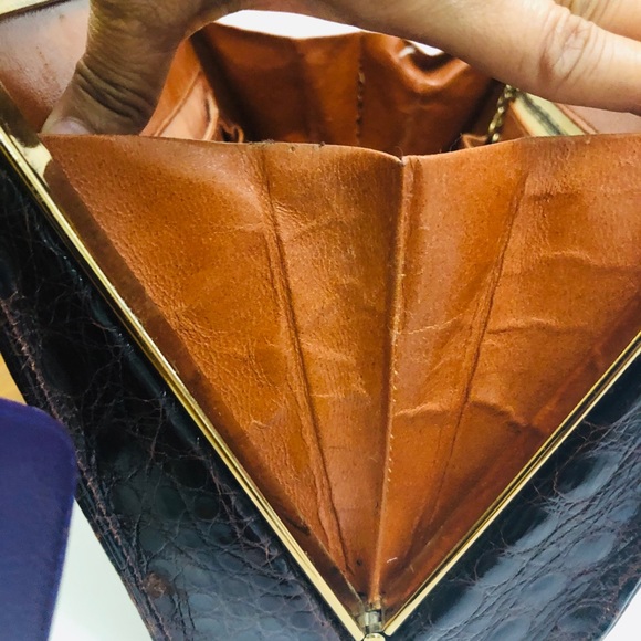 ESCORT CLASSIC ALLIGATOR KELLY HANDBAG - Picture 3 of 8